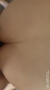 骚逼说爱我，请大家多评论，我相信也会爱你们